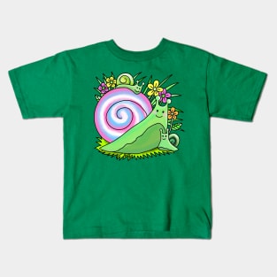 Snail with baby snails Kids T-Shirt